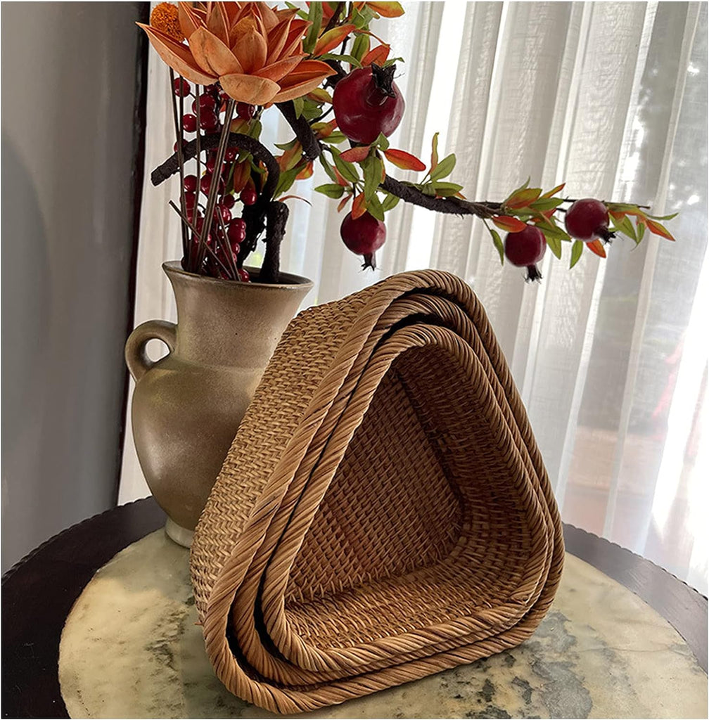 Panier de rangement triangulaire rotin - Meubles en rotin 