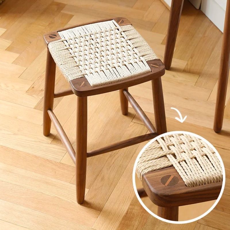Tabouret bas tissé en rotin - Meubles en rotin 