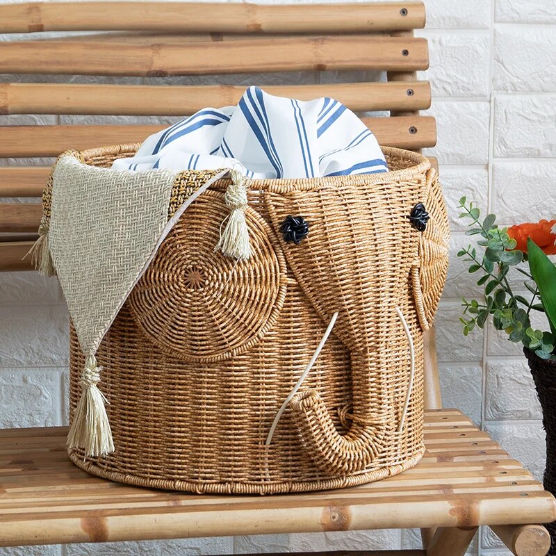 Coffre à jouets en rotin de style éléphant - Meubles en rotin 