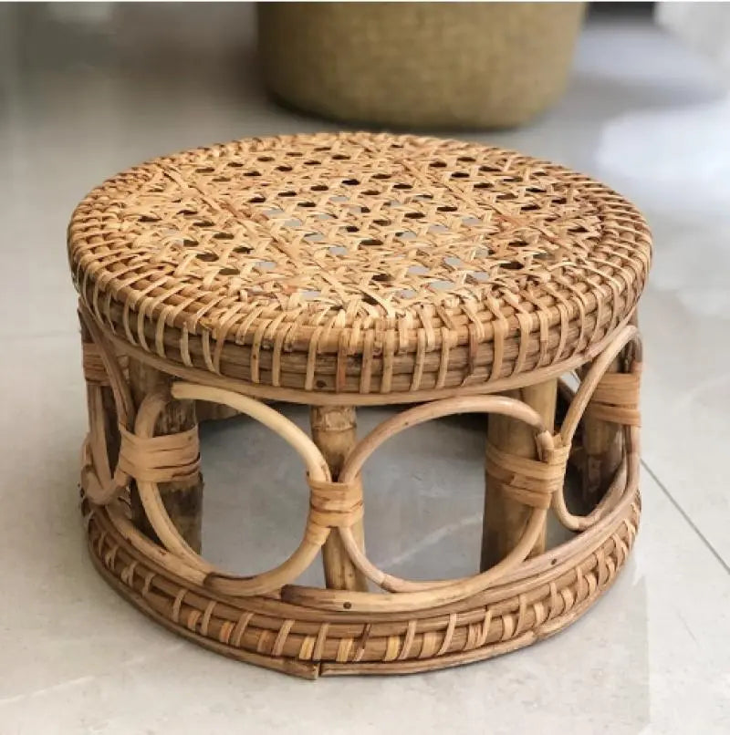 Petit Tabouret en Rotin Tissé - Meubles en rotin 