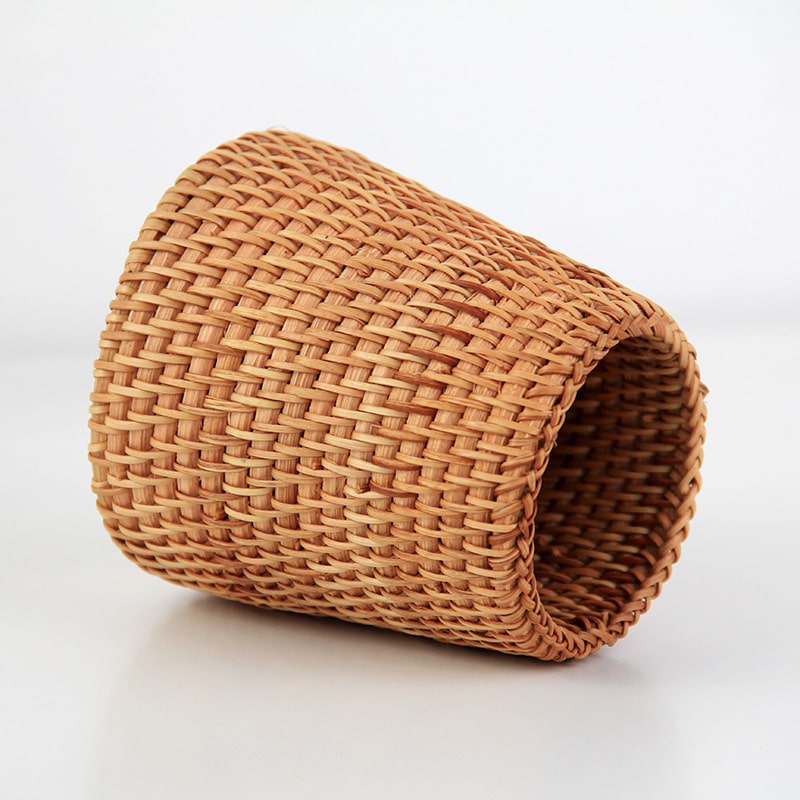 Panier de rangement tissé en rotin - Meubles en rotin 