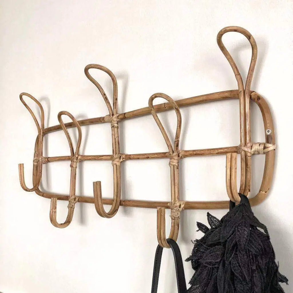 Porte manteau vintage 5 crochets rotin - Meubles en rotin 